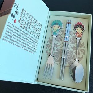 Asian Utensil Set / Peking Opera Art